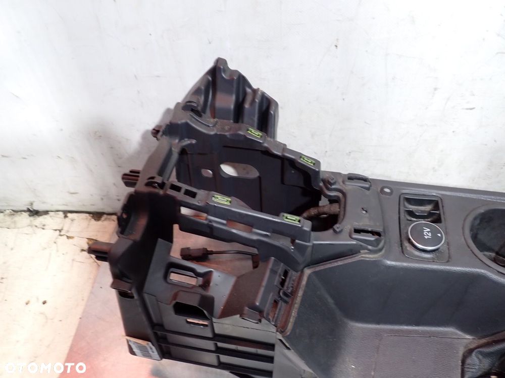 TUNEL ŚRODKOWY FORD FOCUS MK3 - 4