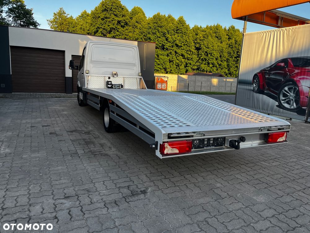 Mercedes-Benz Sprinter - 5