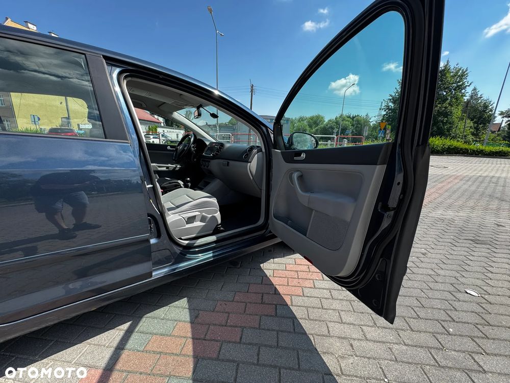 Volkswagen Golf Plus - 22