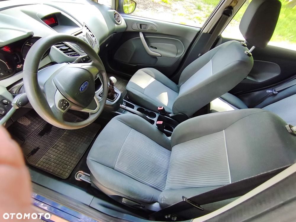 Ford Fiesta 1.25 Trend EU5 - 6