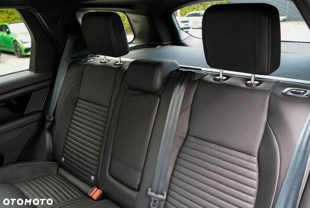 Land Rover Discovery Sport - 30