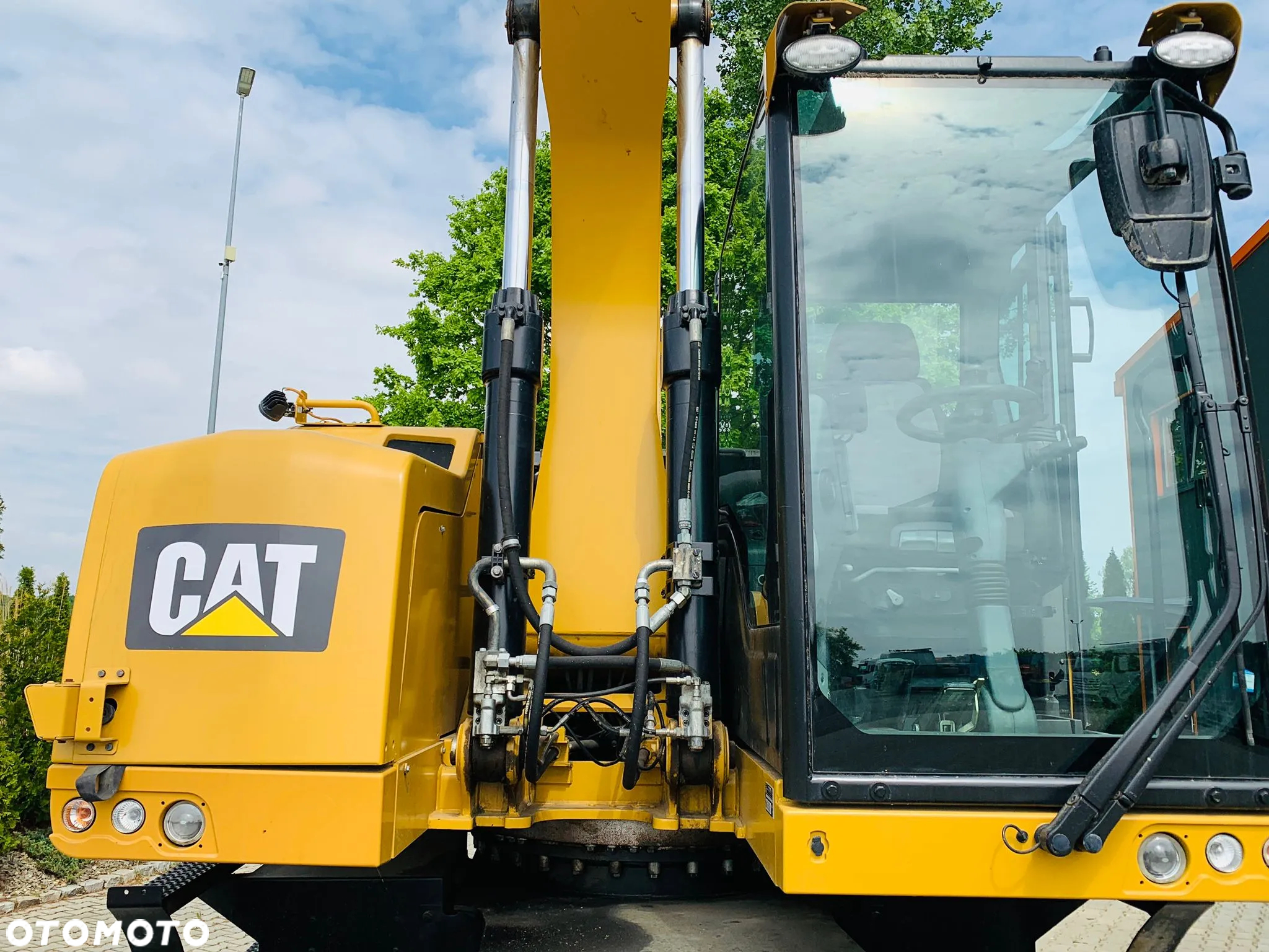 Caterpillar M318F - 22