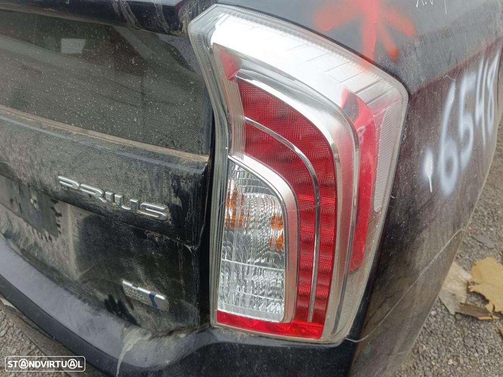 FAROLIM TRASEIRO DIREITO TOYOTA PRIUS ZVW30 - 1