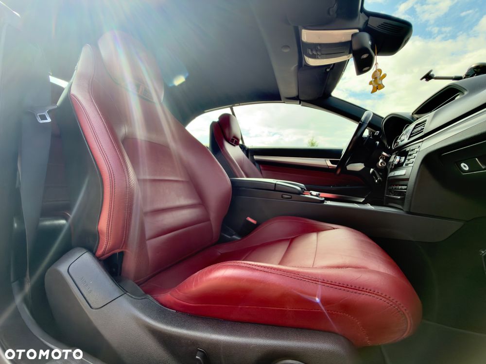 Mercedes-Benz Klasa E 200 BlueEFFICIENCY 7G-TRONIC Avantgarde - 26