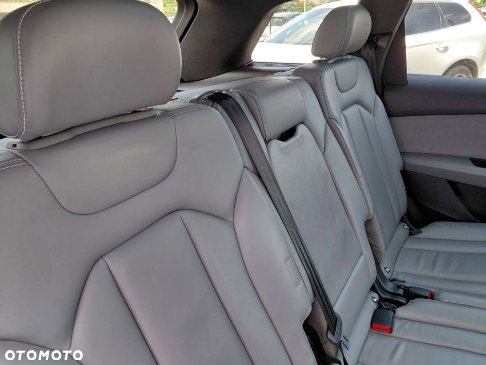 Audi Q7 - 22