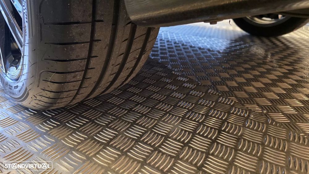 BMW 116 d Pack Desportivo M Auto - 33