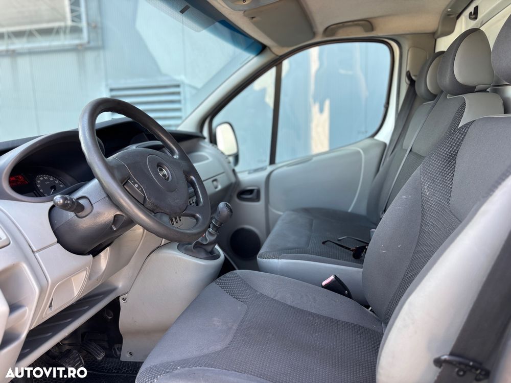 Opel Vivaro - 6