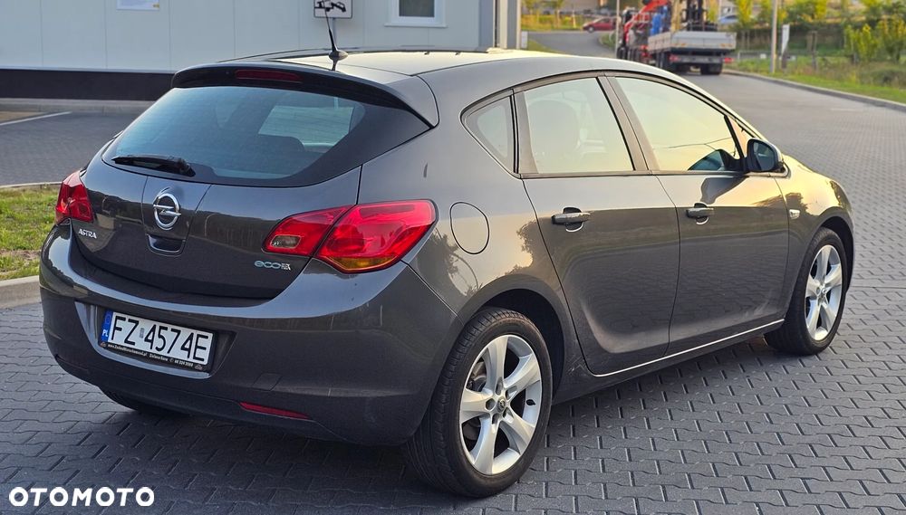 Opel Astra - 3