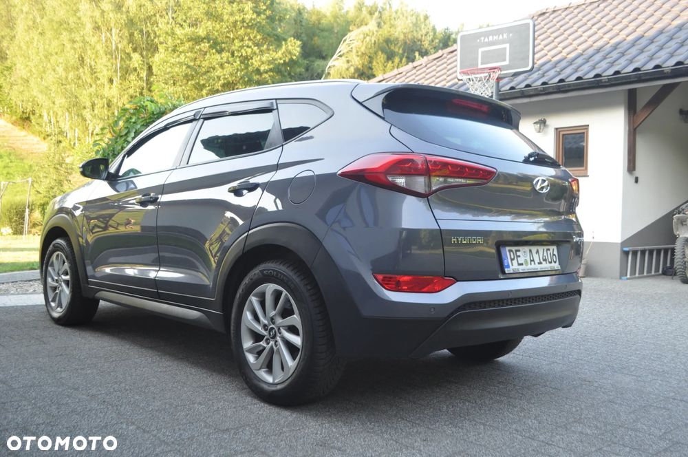 Hyundai Tucson blue 1.7 CRDi 2WD Style - 15
