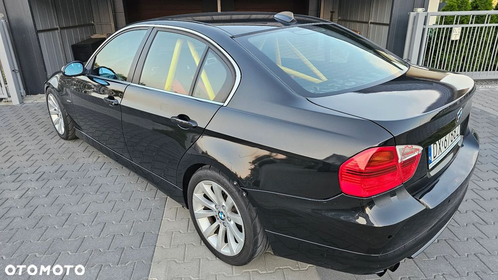 BMW Seria 3 325i - 6