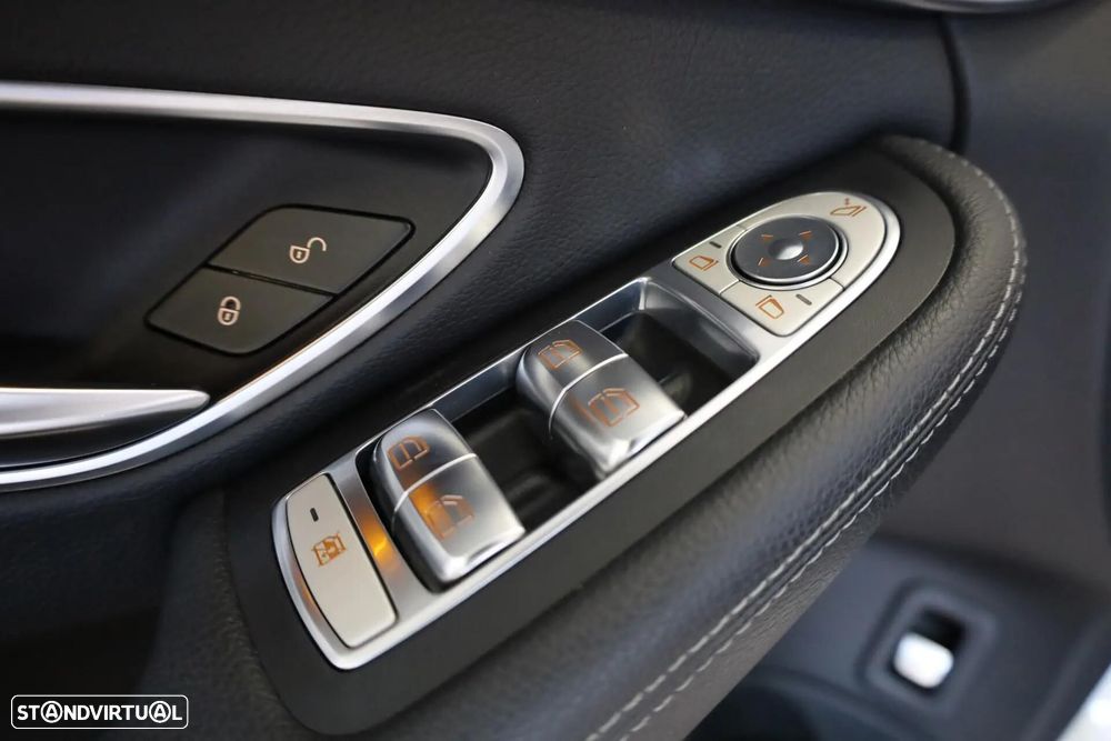 Mercedes-Benz C 350 e - 22