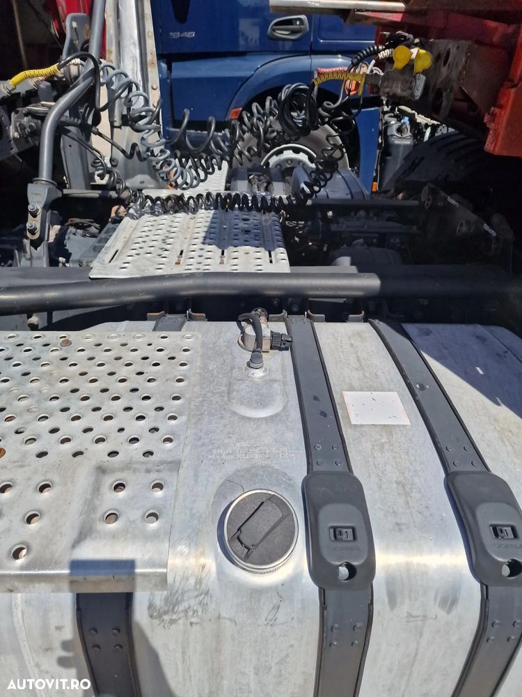 Scania V8 cu 500CP, 2011, 599.690km, 6x2 cu axa liftabila si viratoare, Cutie viteze automata, Anvelope 315/80R22,5 90% bune, Kit basculare, rezervor 600l, goarne, proiectoare, Carte identitate, rulat in Germania, PROMOTIE 28.900 EUR+Tva - 8