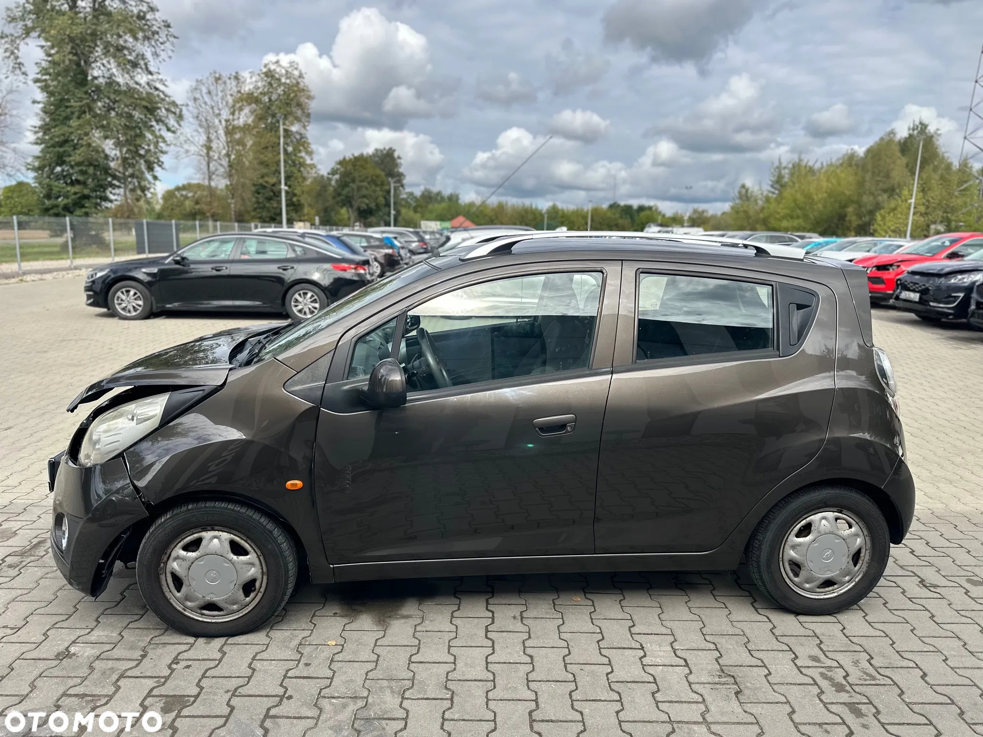 Chevrolet Spark 1.0 Base - 4