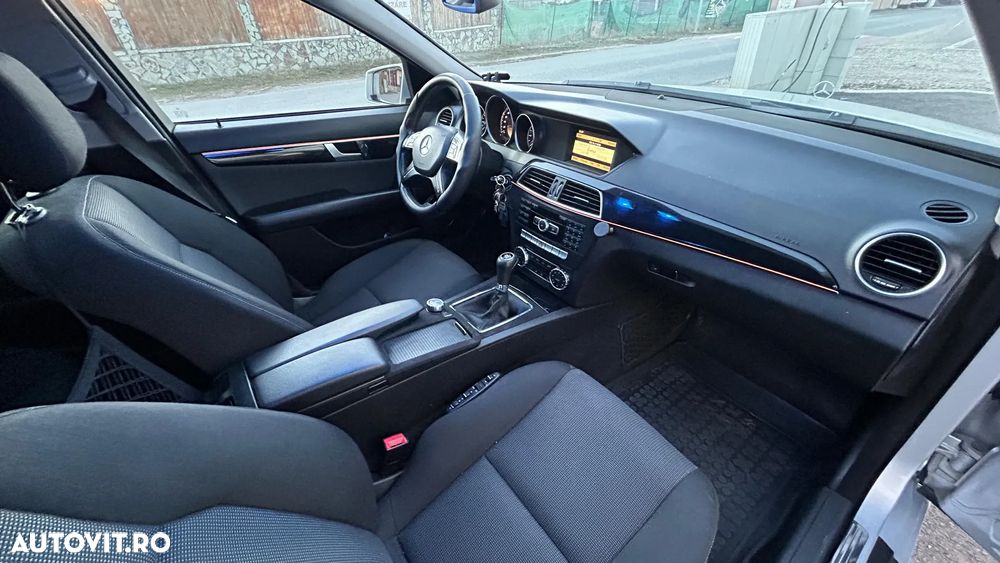 Mercedes-Benz C 200 CDI Avantgarde Edition - 7