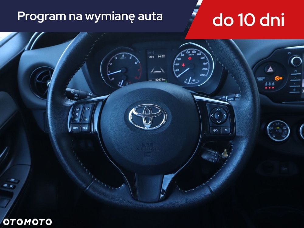 Toyota Yaris - 18