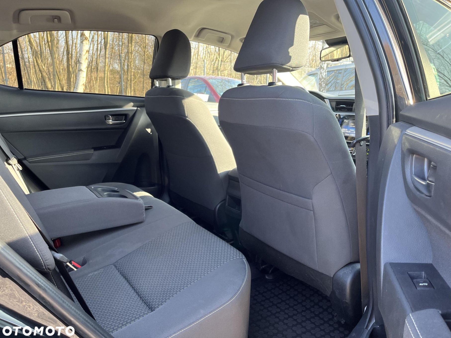 Toyota Corolla 1.6 Premium MS EU6 - 10
