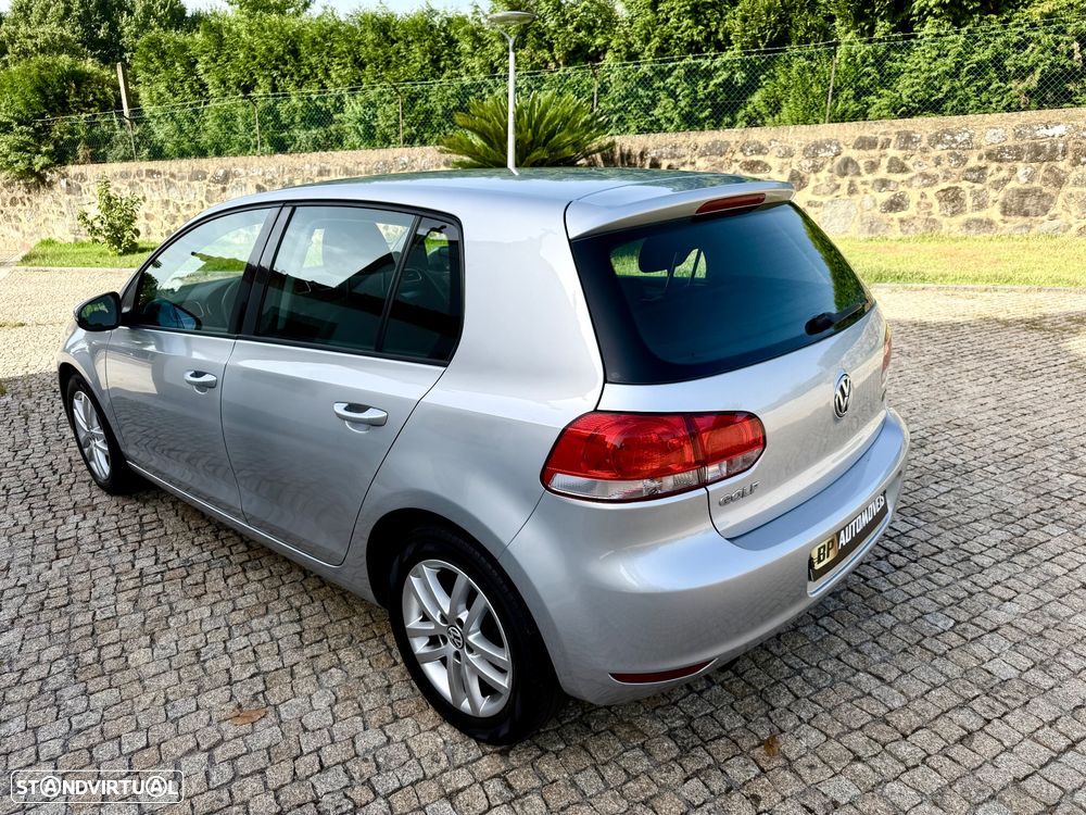 VW Golf 1.6 TDi Highline - 13