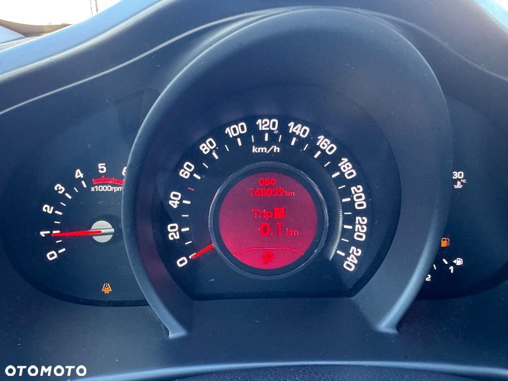 Kia Sportage 2.0 CRDI L AWD - 15