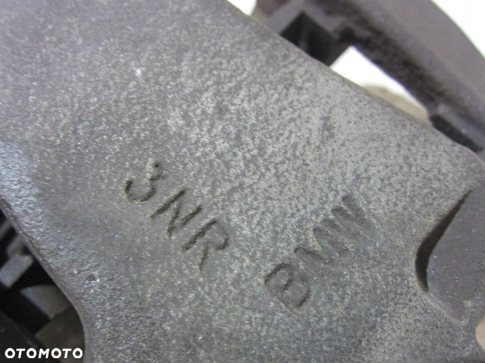 BMW X5 E70 F15 ZACISK HAMULCOWY PRAWY 6776784 - 7