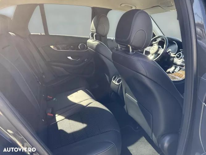 Mercedes-Benz GLC 300 4MATIC - 14