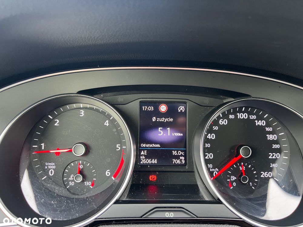 Volkswagen Passat 2.0 TDI EVO Business - 5