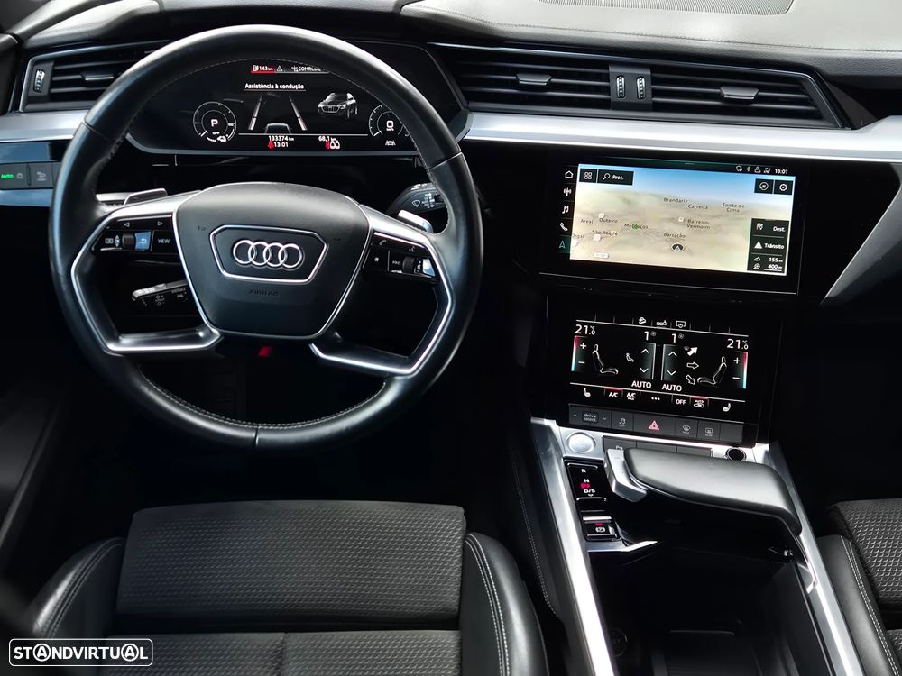Audi e-tron 50 quattro S line - 11