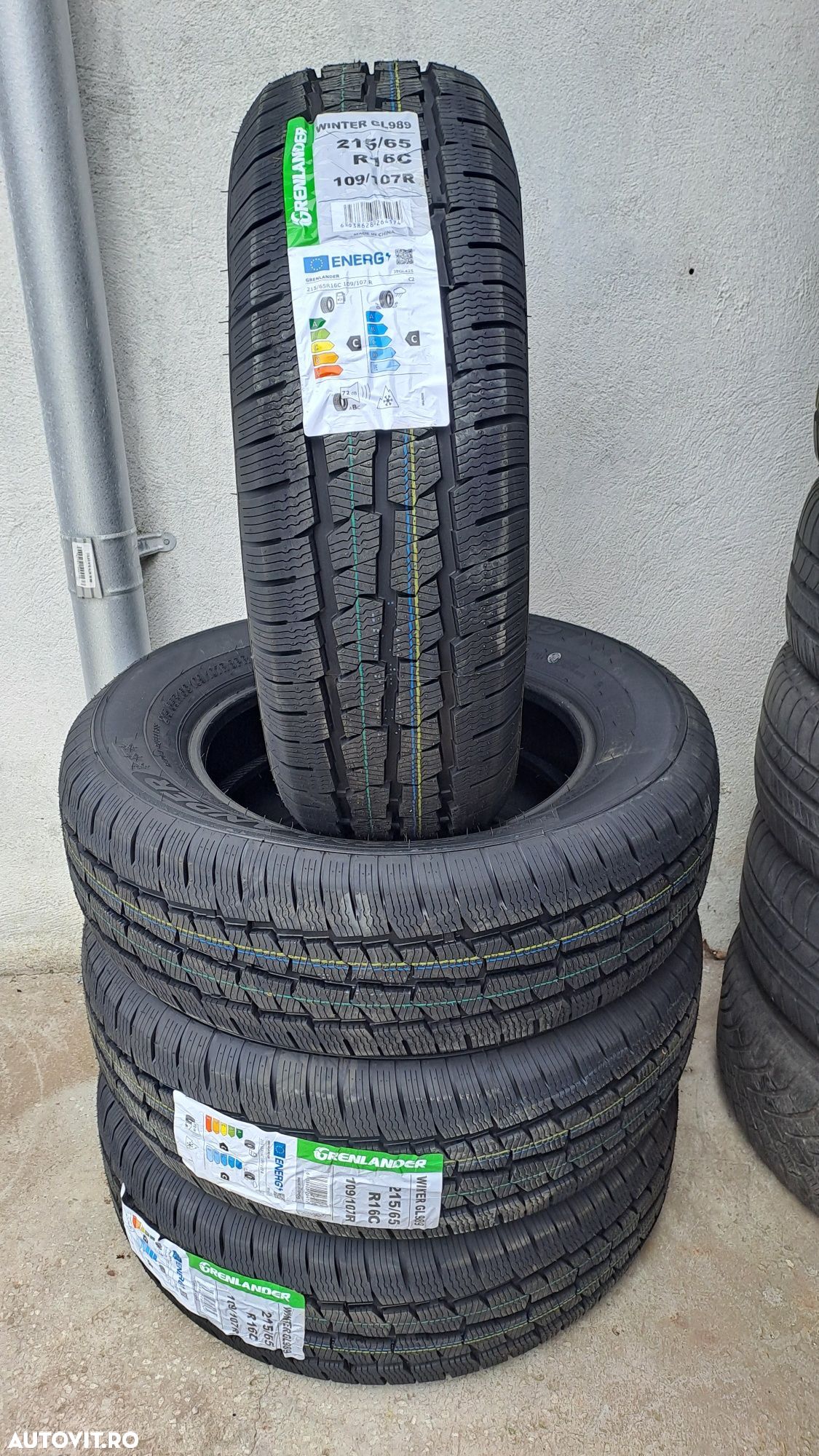 Anvelope noi iarna 215 65 r16c - 1