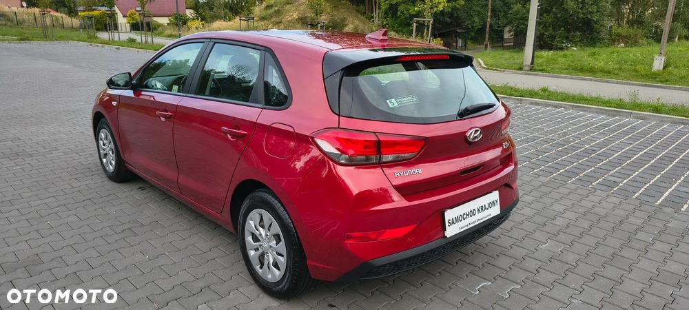 Hyundai i30 1.5 DPI Classic + - 8