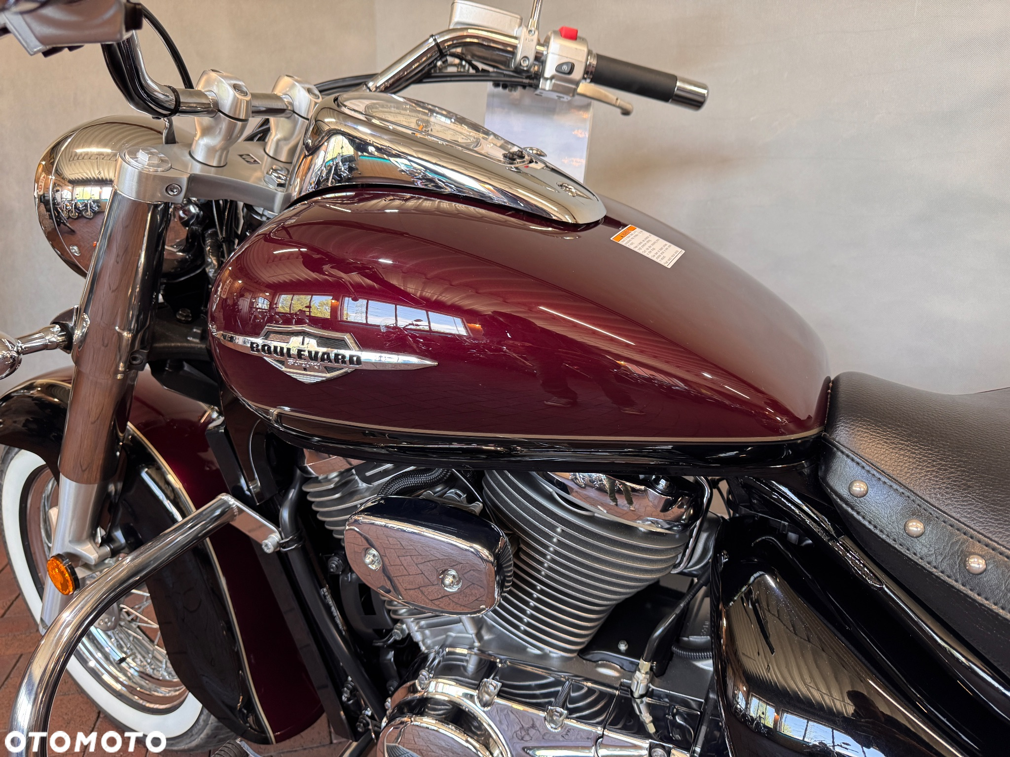Suzuki VL 800 Volusia - Boulevard C50 - 8