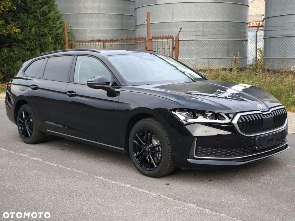 Skoda Superb 2025 photo 3