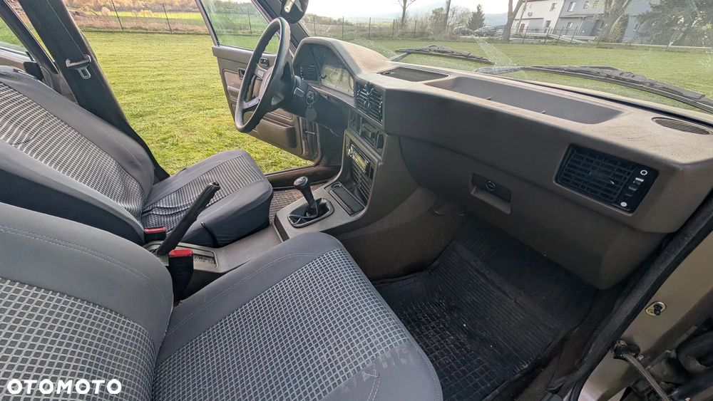 BMW Seria 5 524 d - 12