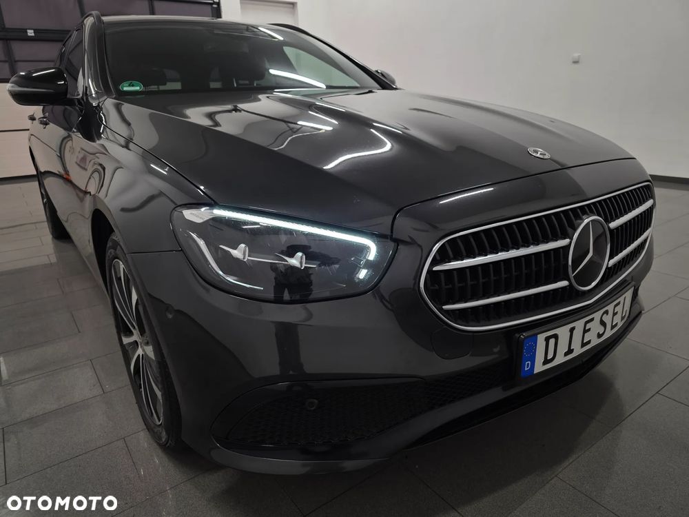 Mercedes-Benz Klasa E 300 de 4-Matic Exclusive - 30