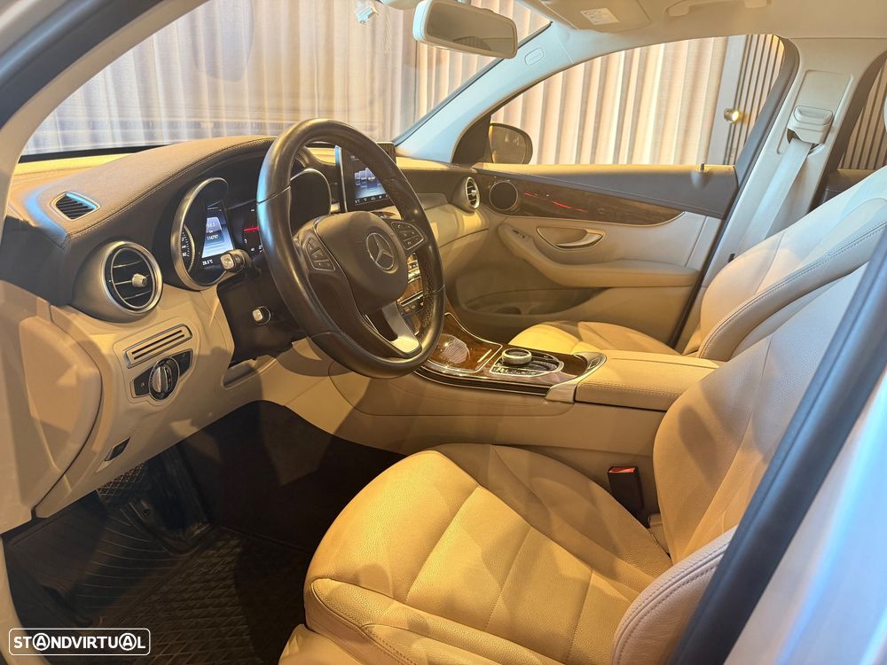 Mercedes-Benz GLC 250 d 4Matic 9G-TRONIC Edition 1 - 19