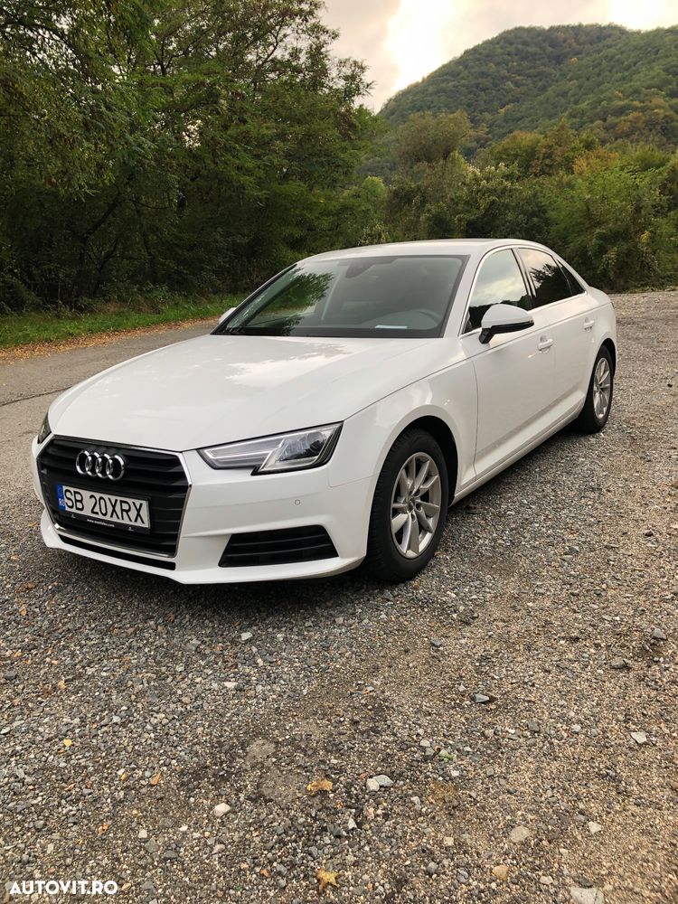 Audi A4 2.0 TDI DPF Ambiente - 1