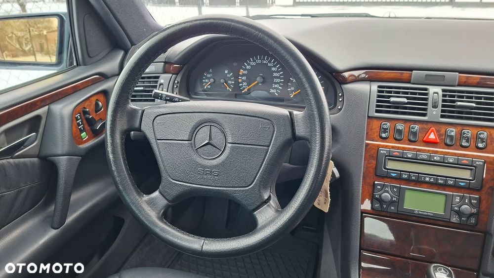 Mercedes-Benz Klasa E 430 Avantgarde - 20