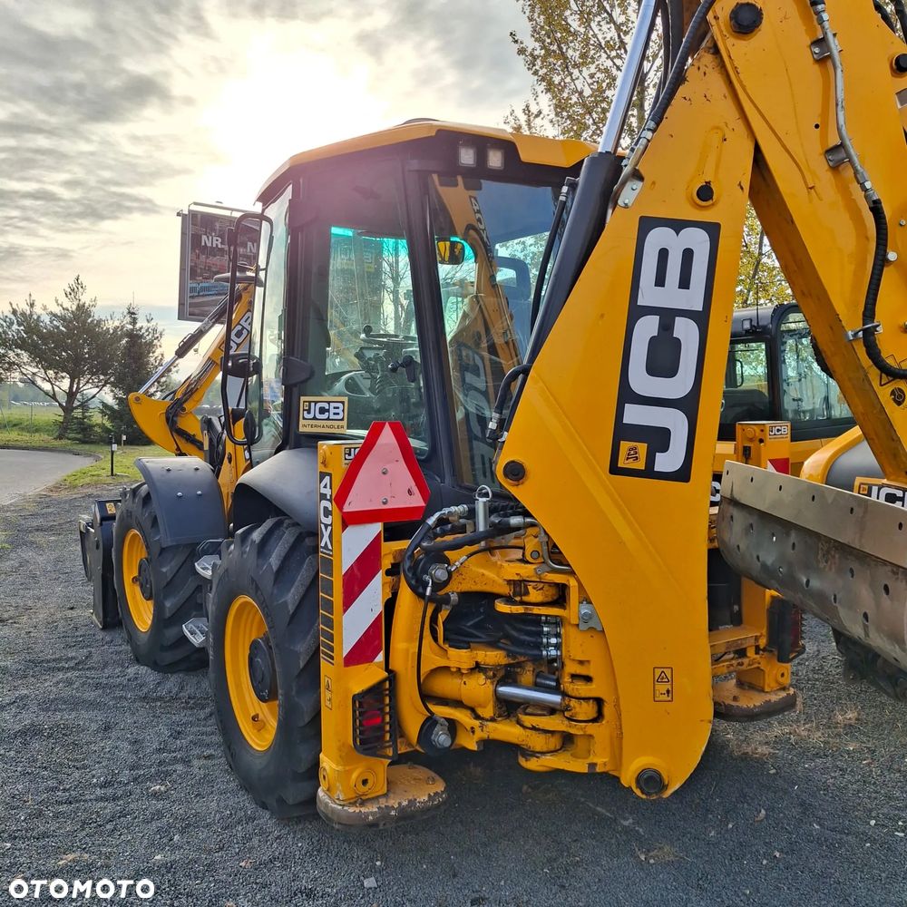 JCB 4CX PLUS AEC - 7