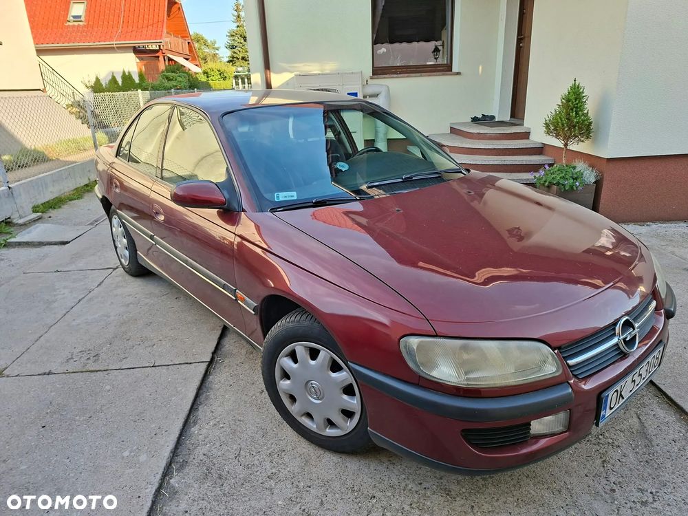 Opel Omega 2.0 CD - 1