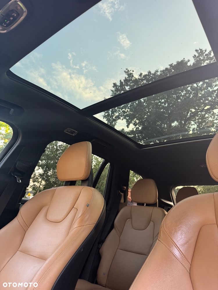 Volvo XC 90 T6 AWD Geartronic Momentum - 28