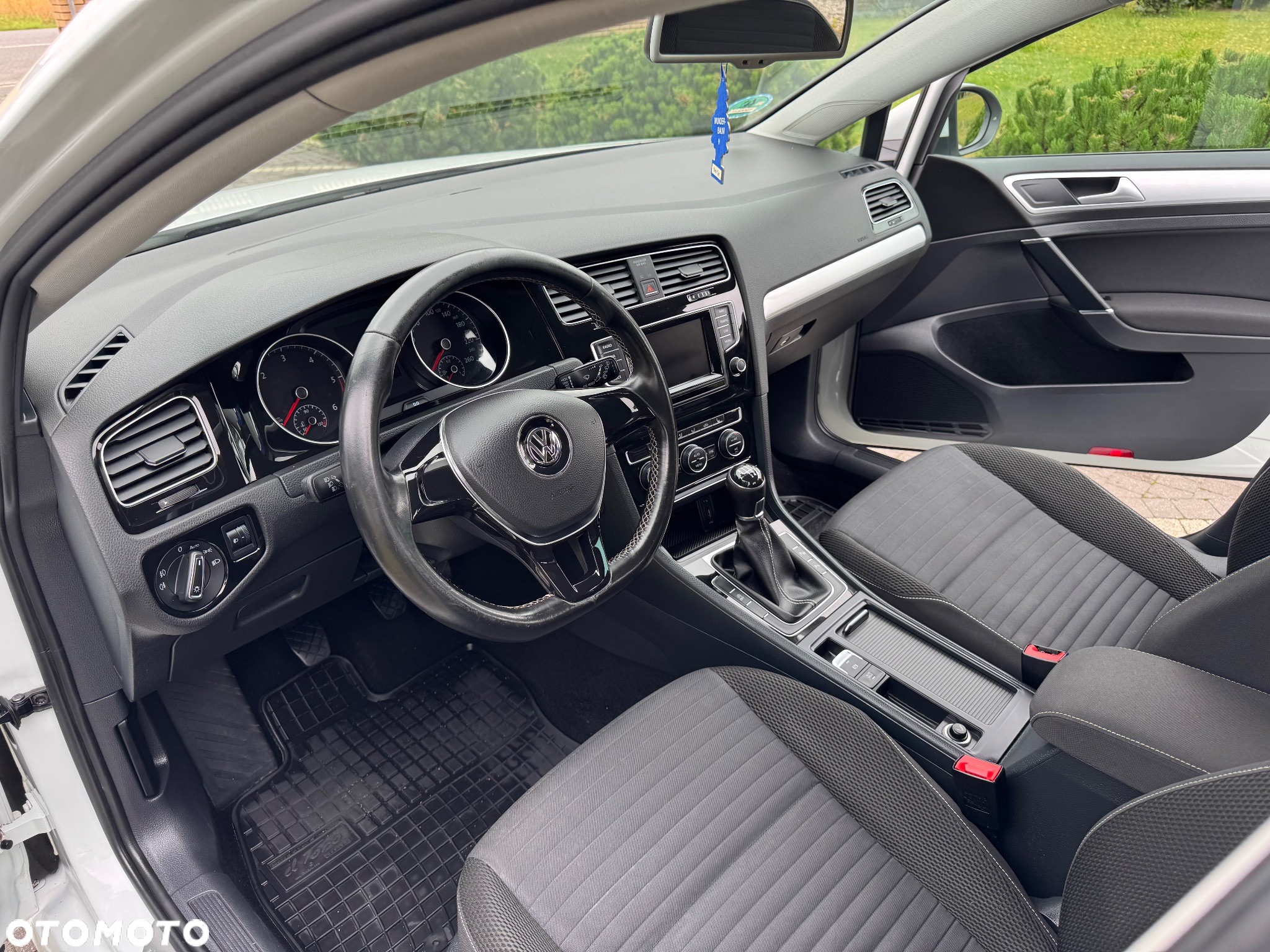 Volkswagen Golf 2.0 BlueTDI Cup - 18