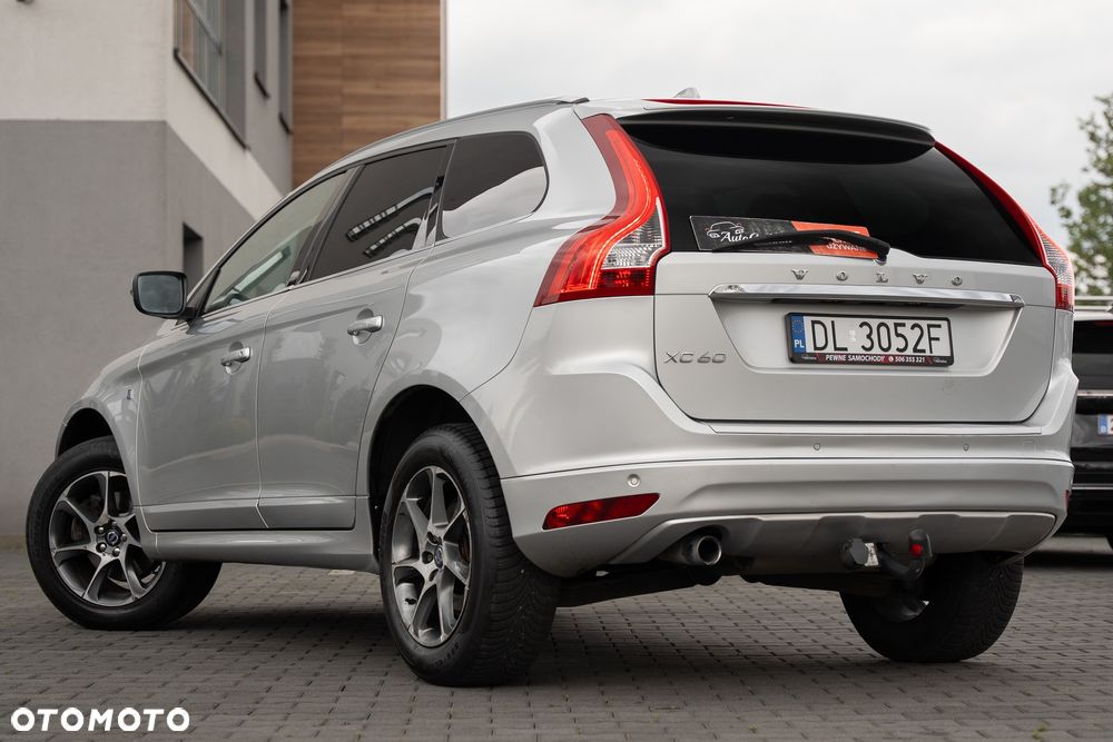 Volvo XC 60 D3 Drive-E Ocean Race - 15