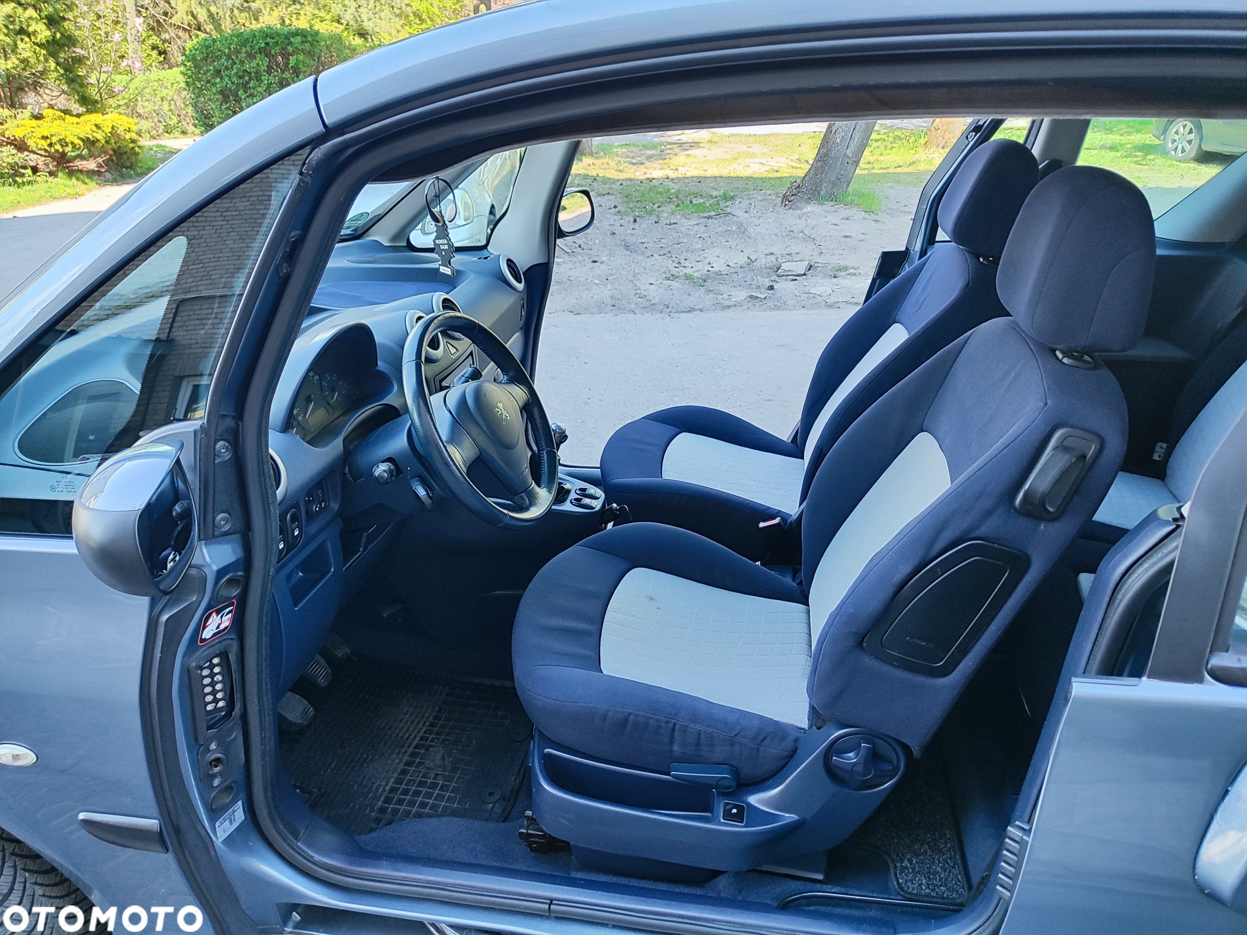 Peugeot 1007 HDi 70 Tendance - 18