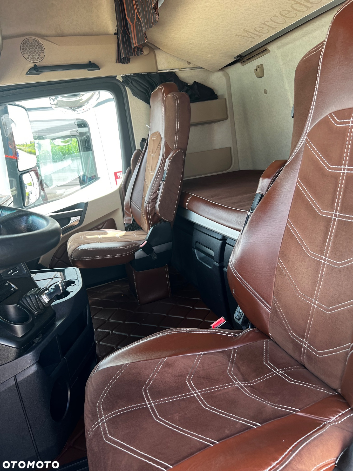 Mercedes-Benz Actros MP4 Low Deck - 6