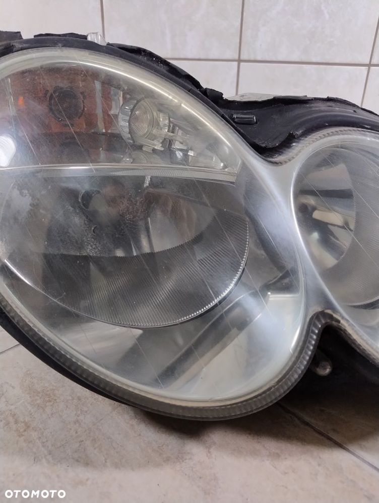 Mercedes CLK 209 z lampa reflektor prawy przód wysyłka - 3