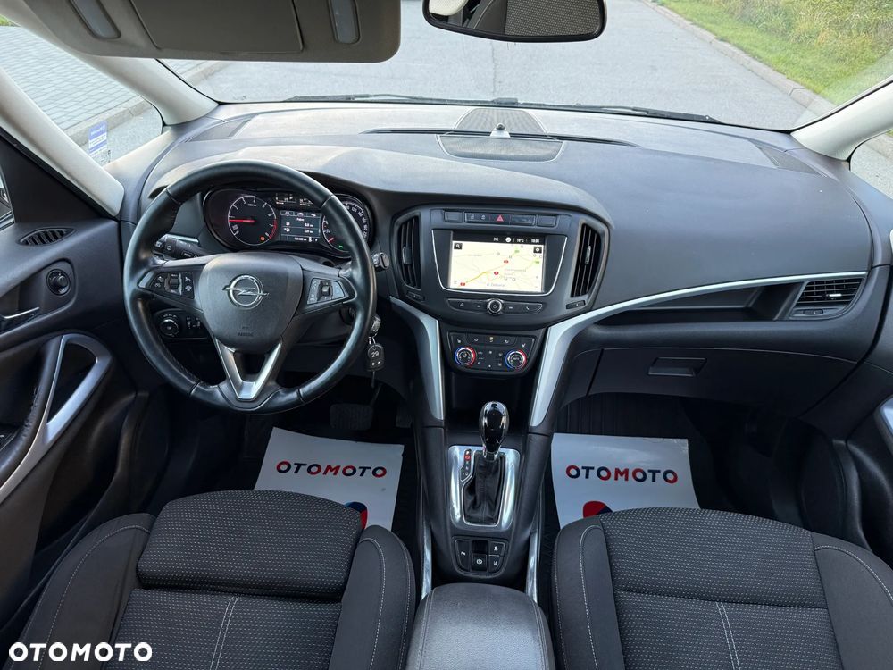 Opel Zafira - 15