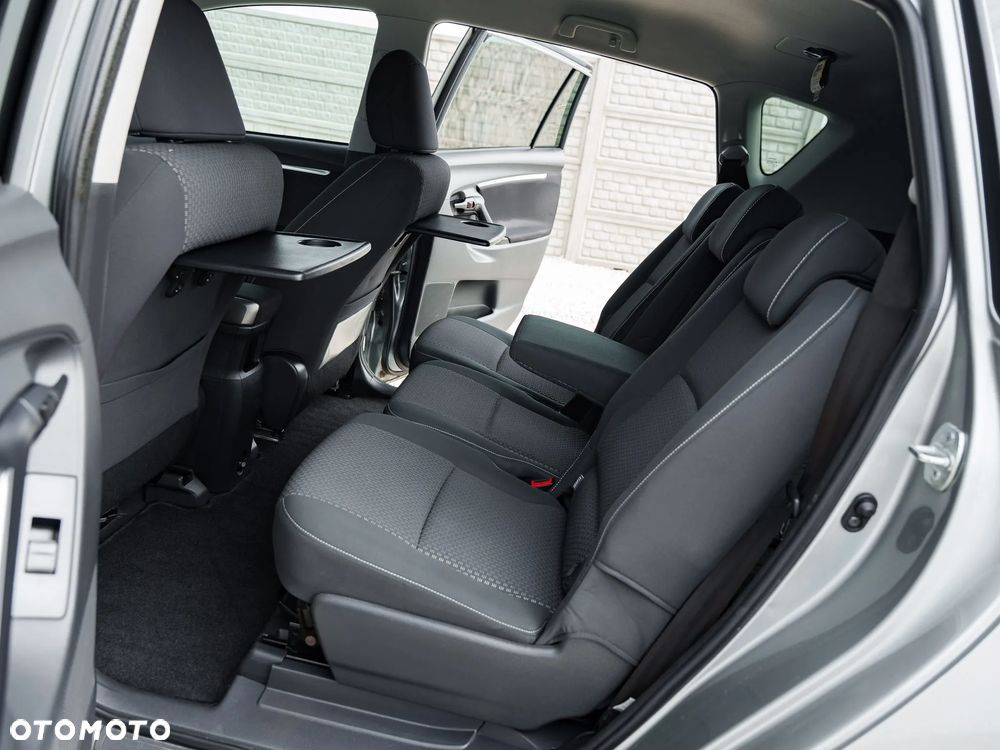 Toyota Verso 1.8 Business Edition 7os MS - 14