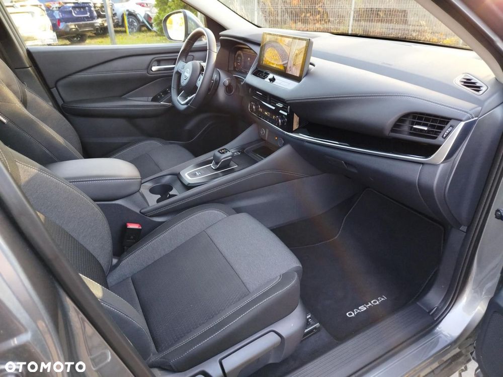 Nissan Qashqai 1.3 DIG-T mHEV N-Connecta Xtronic - 27