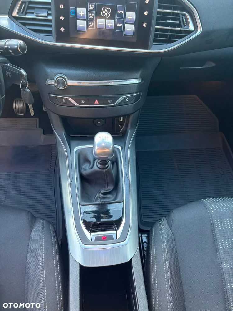 Peugeot 308 PureTech 130 Stop & Start Allure - 30