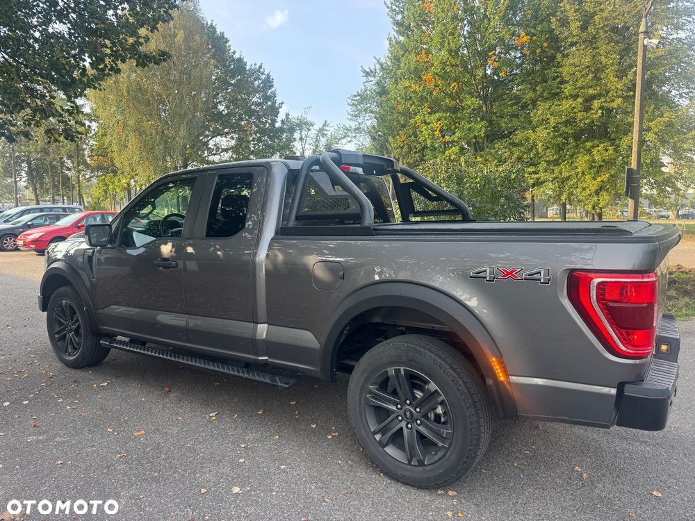 Ford F150 - 4