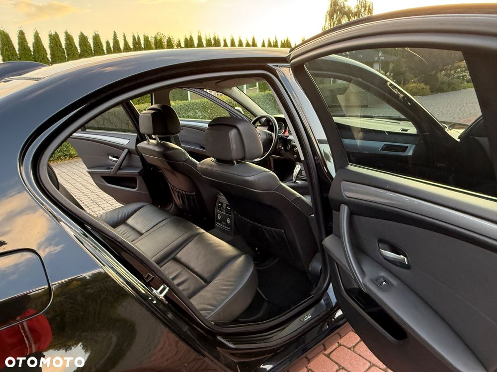 BMW Seria 5 530d - 22