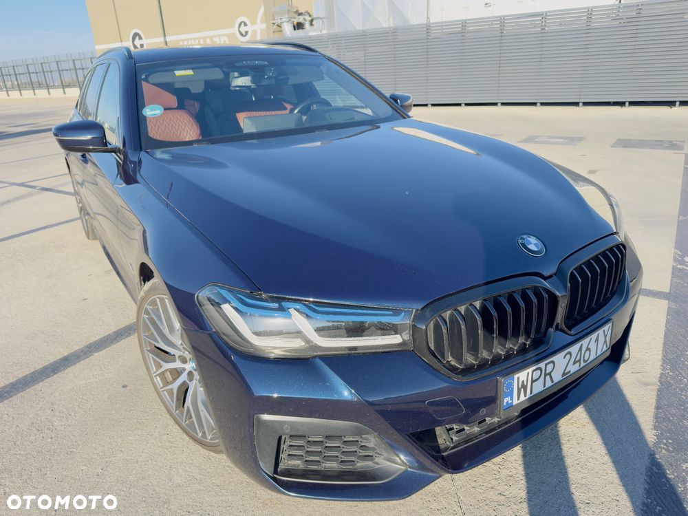 BMW Seria 5 540d xDrive Touring M Sport Edition - 13